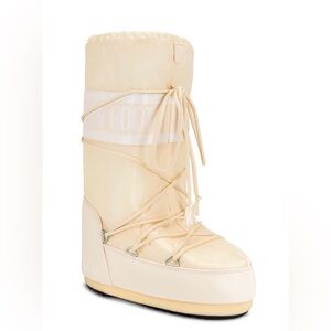 Moon Boot Cream Color Tall Size 35-38 S/M